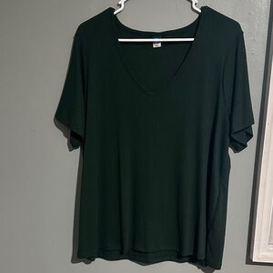 🔹Old Navy Forest Green V-Neck Luxe Tee